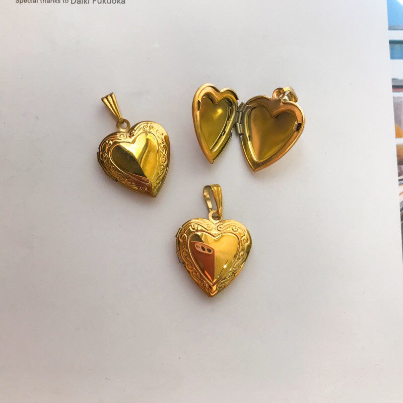 Big Love locket pendant - stainless steel gold pvd