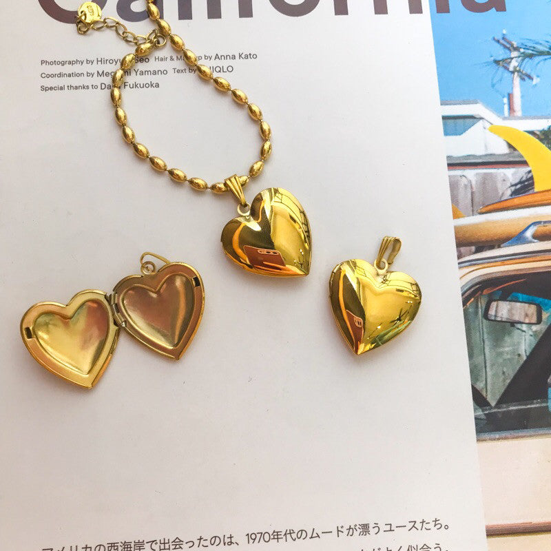 Big Love locket pendant - stainless steel gold pvd