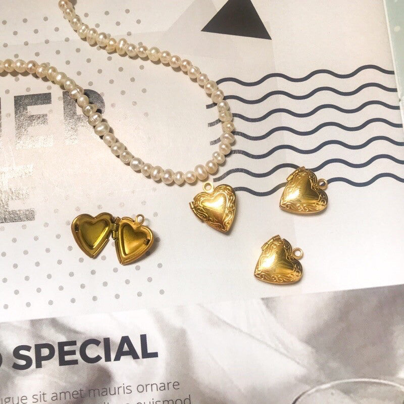 Big Love locket pendant - stainless steel gold pvd