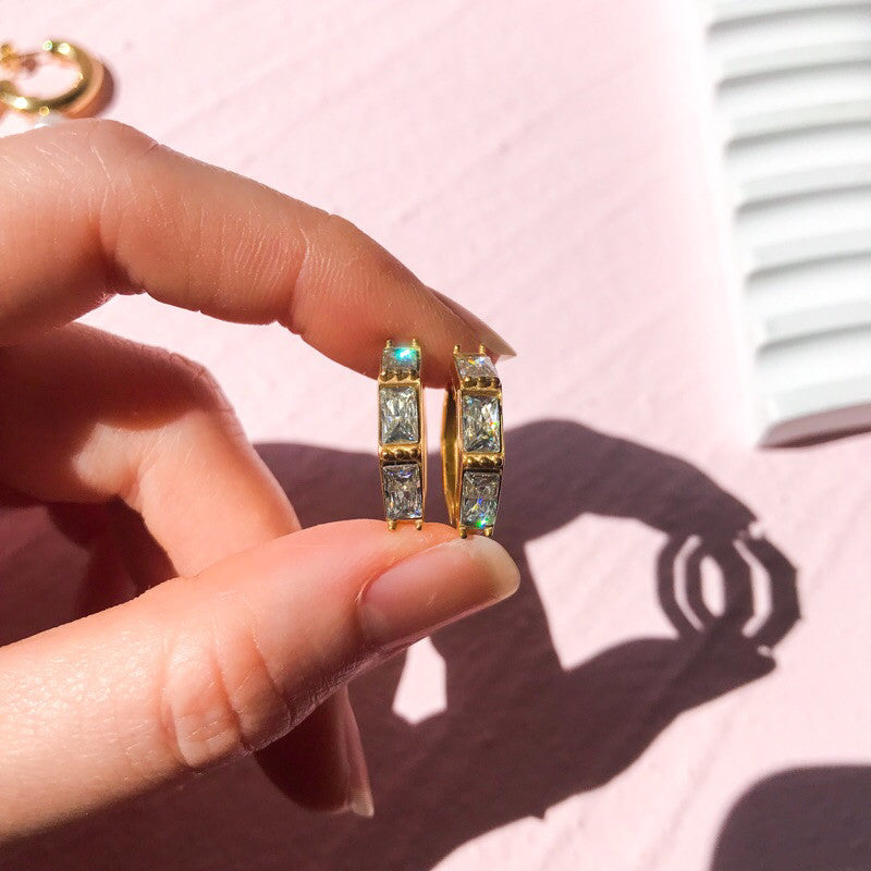 Stainless steel huggies with zirconia/ emerald stone/ pearl earrings/ gold heart shaped