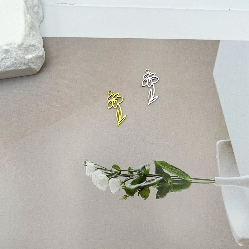Birthflower pendant 1 pc/ gold Stainless steel initial seriess
