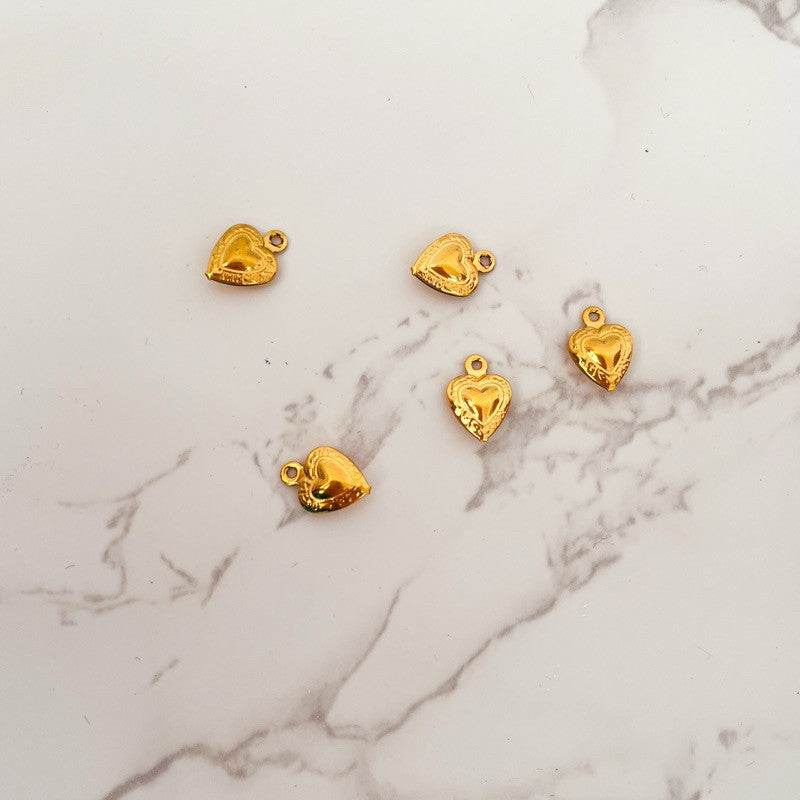 Gold stainless steel love pendant 3x /  hollow heart shape