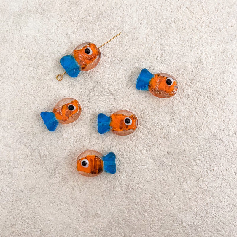 Glass fish beads for jewellery diy / colourful fish pendant sea pendant for necklace bracelet accessories