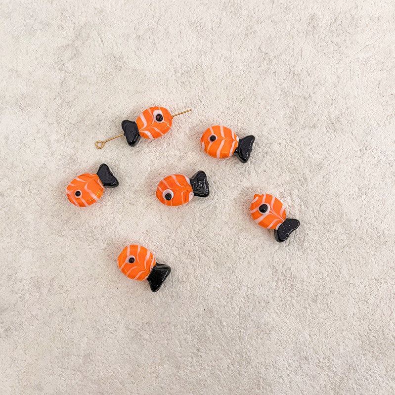 Glass fish beads for jewellery diy / colourful fish pendant sea pendant for necklace bracelet accessories