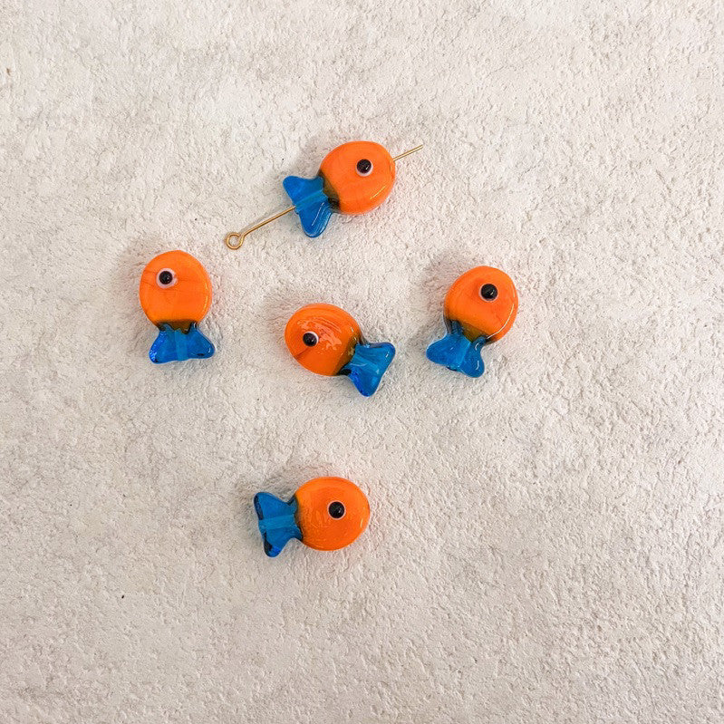 Glass fish beads for jewellery diy / colourful fish pendant sea pendant for necklace bracelet accessories