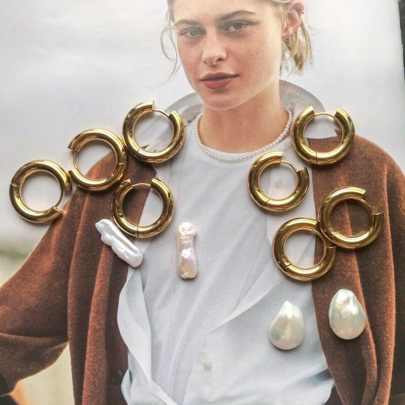 Type B Thick huggies earrings hoop 1 pair/ Stainless steel with PVD coating/ 18k