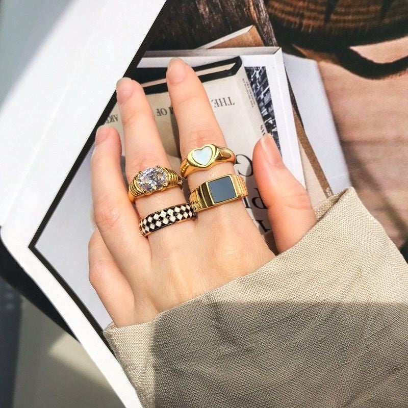 White Black Ring 1pcs - Stainless steel