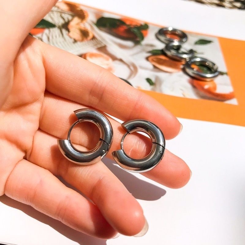Type B Thick huggies earrings hoop 1 pair/ Stainless steel with PVD coating/ 18k