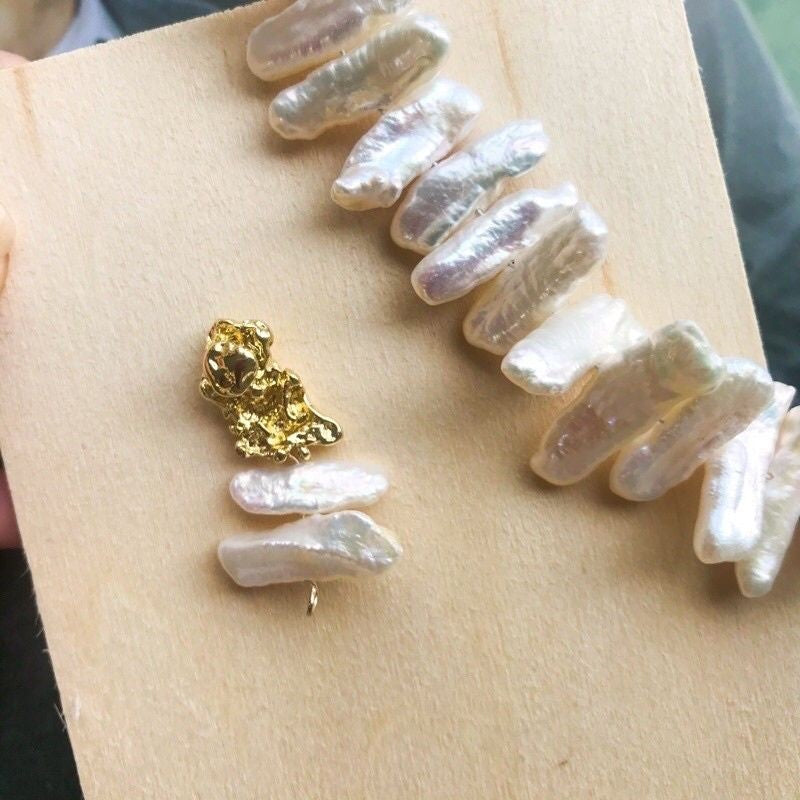 [1 strand] Freshwater pearls for diy/ Elongated pearls Teardrop pearl
