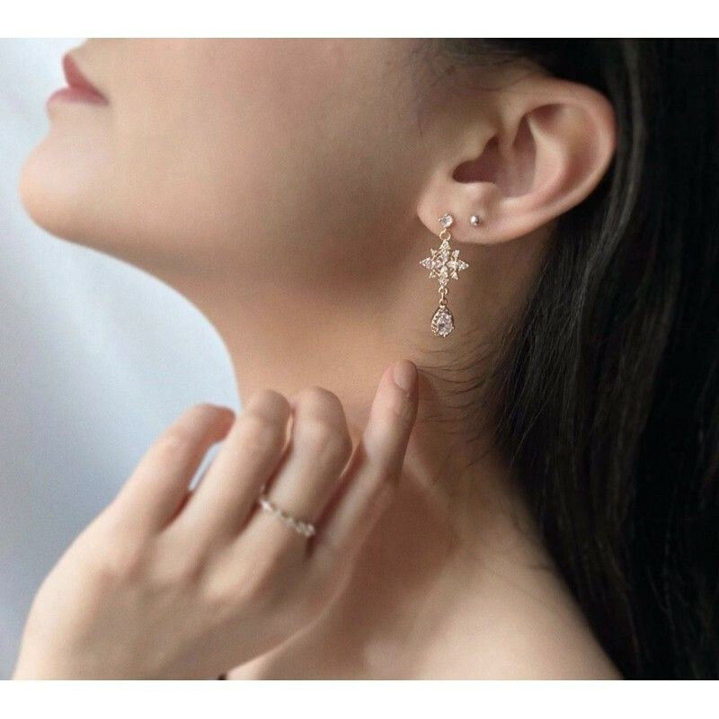 Sparkle Double Hook Petals/Chandelier/Snow Flake/Flower- 14K Rolled Gold
