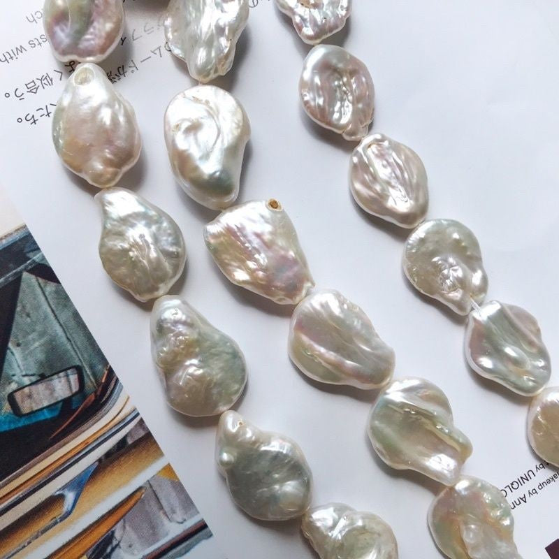 [1 strand] Freshwater pearls for diy/ Elongated pearls Teardrop pearl