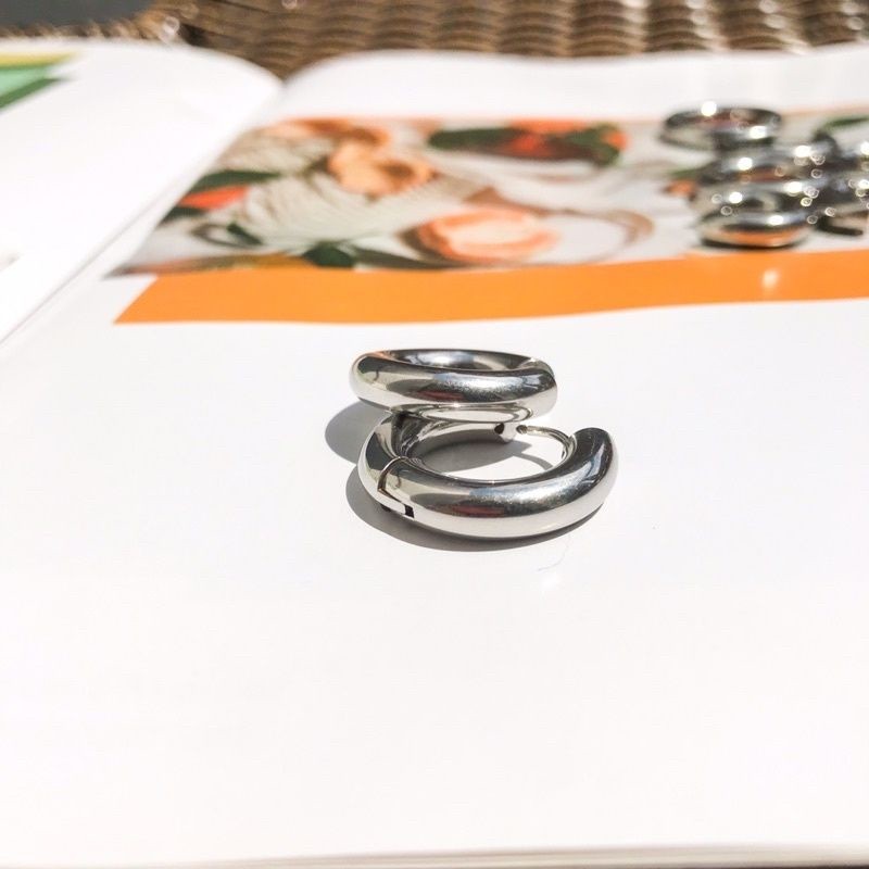 Type B Thick huggies earrings hoop 1 pair/ Stainless steel with PVD coating/ 18k