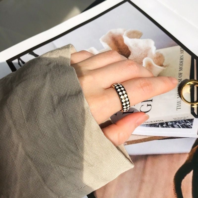 White Black Ring 1pcs - Stainless steel