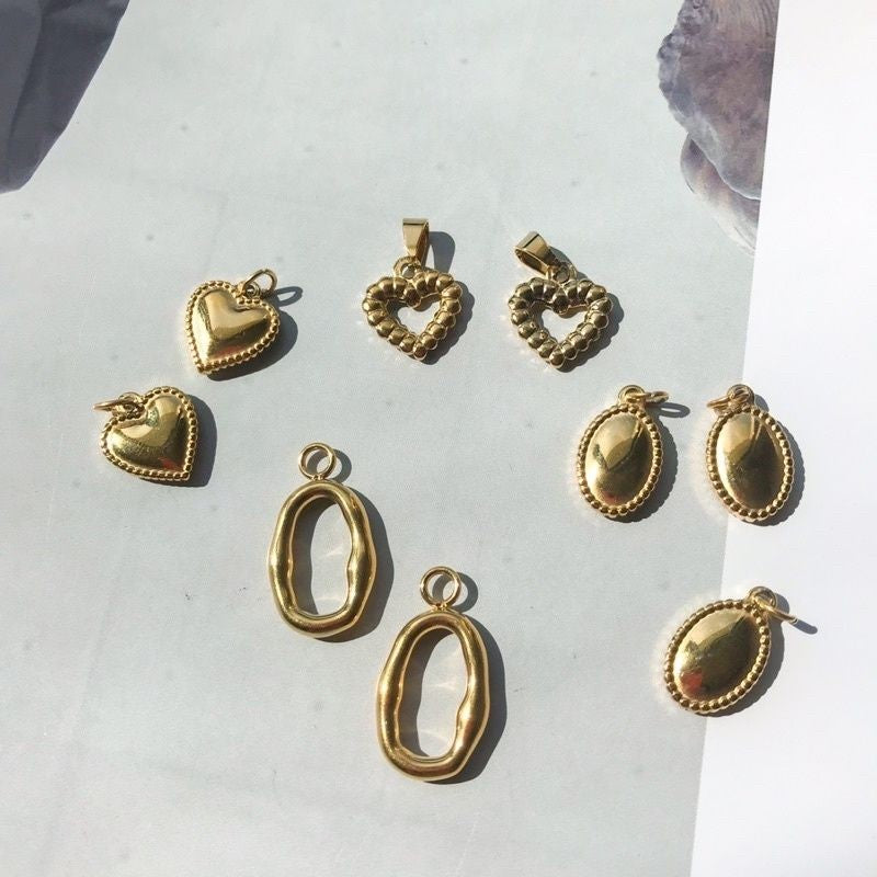 Love/ Oval Pendant 1 Pc - Stainless Steel (PVD coating)