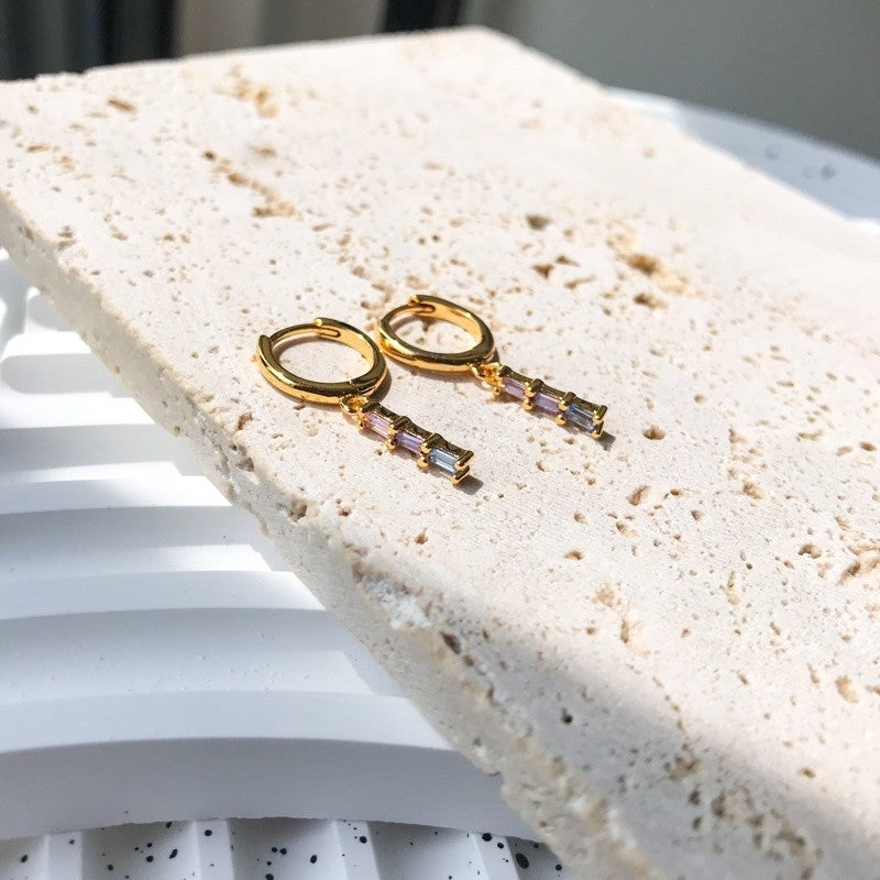 Dainty hoop zirconia huggies 1 pair