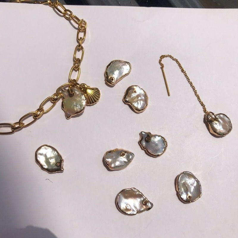 (by piece) Pearls in gold series 2 pearl pendant