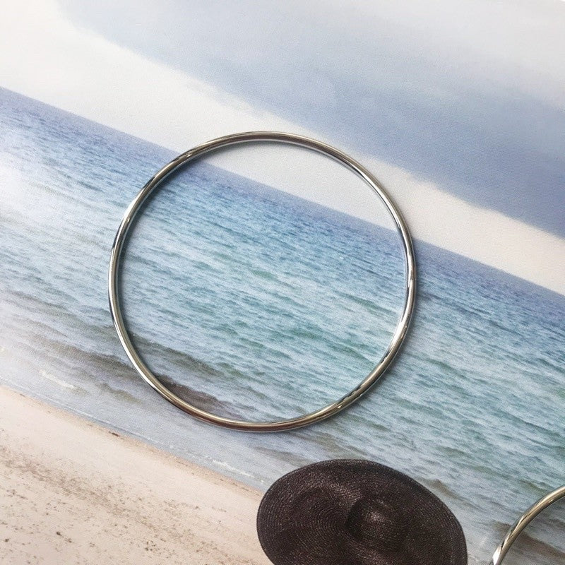 Stainless steel plain bangle