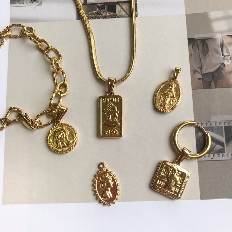 Vintage Coin Pendant 1 Pc - Stainless Steel