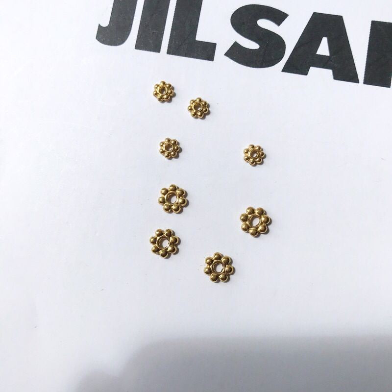 Stainless steel flower spacer 4mm/ 6mm 1pc