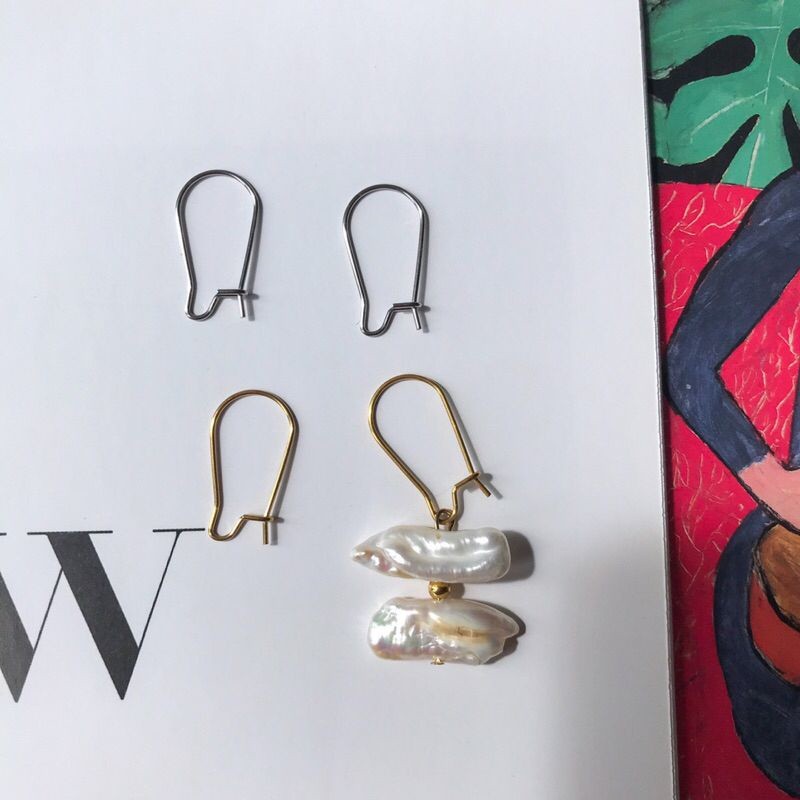 Stainless steel elongated hoop huggies 1 pair
