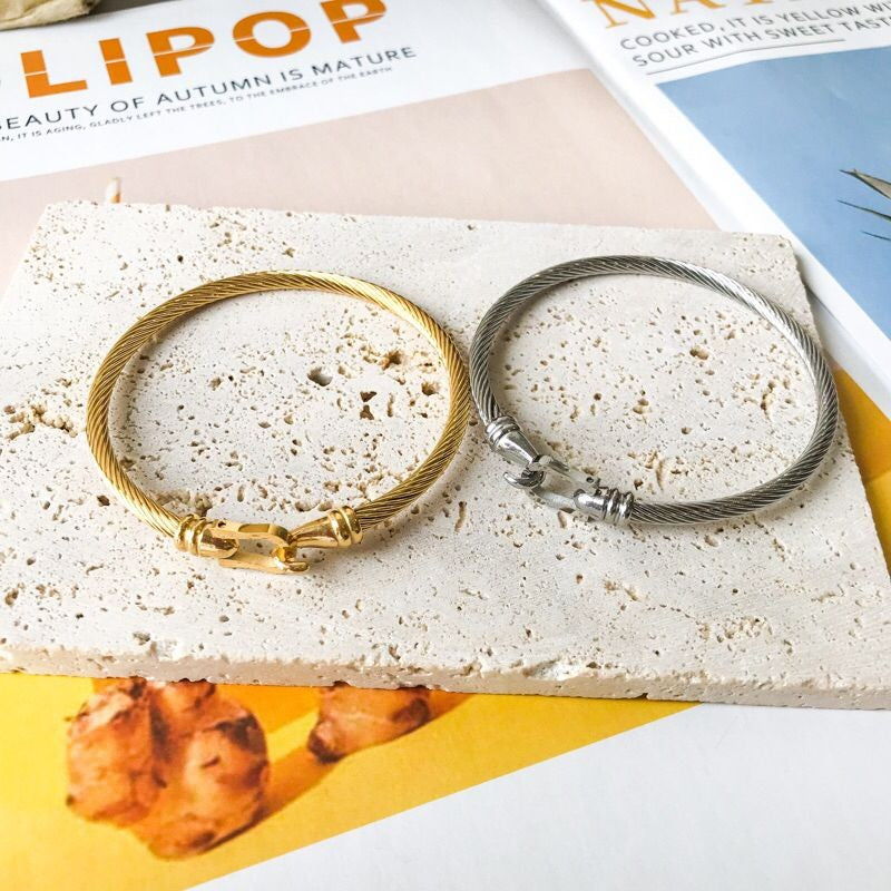 Stainless steel bangle with opening 1 piece