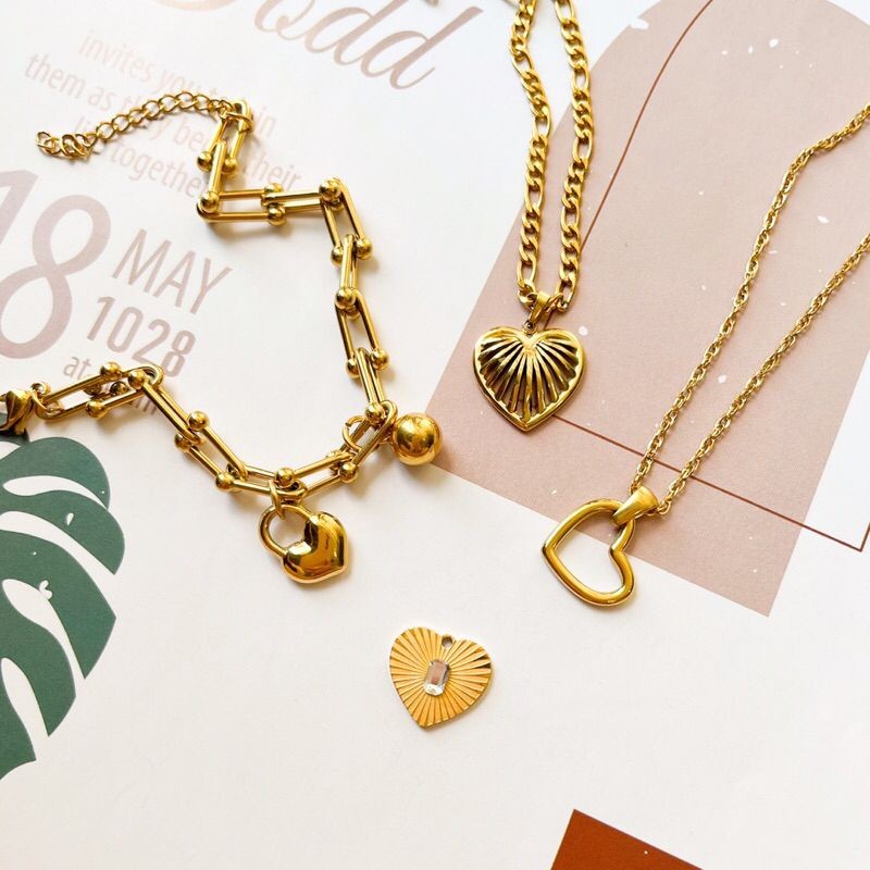 Stainless Steel Love Pendant Series/ heart shaped locket