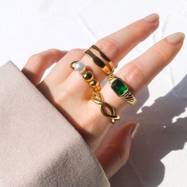 Stainless steel ring 1pc - Emerald gold ring pearl