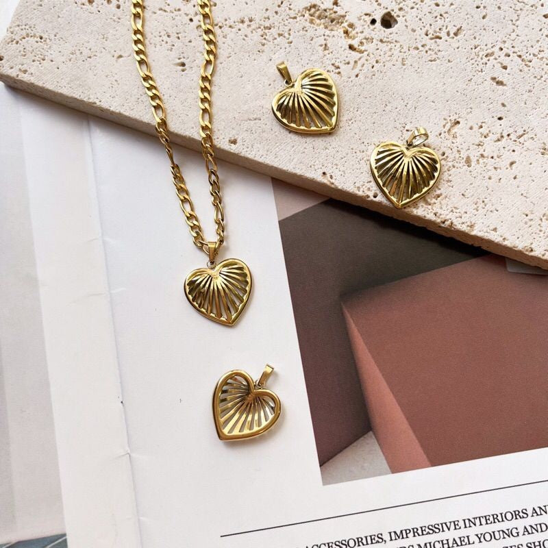 Stainless Steel Love Pendant Series/ heart shaped locket