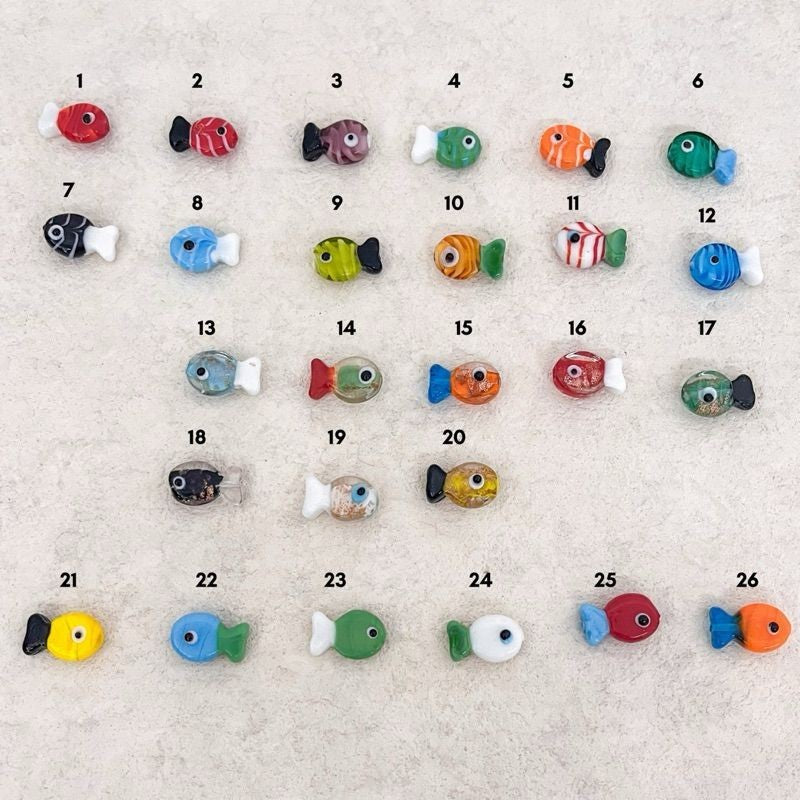 Glass fish beads for jewellery diy / colourful fish pendant sea pendant for necklace bracelet accessories