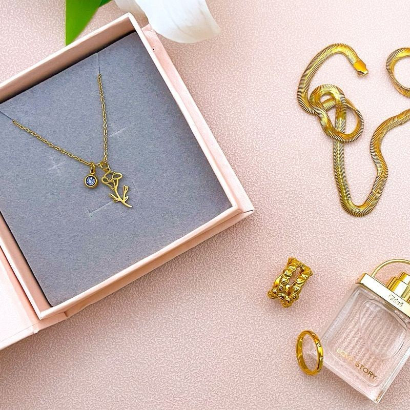 Birthflower pendant 1 pc/ gold Stainless steel initial seriess