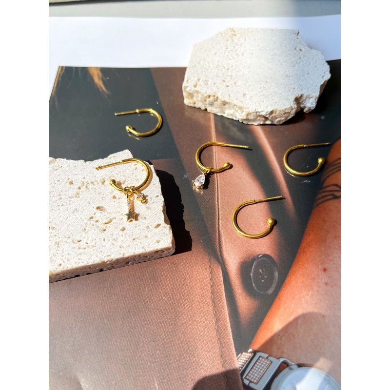 Stainless steel hook on huggies/ hanging earrings