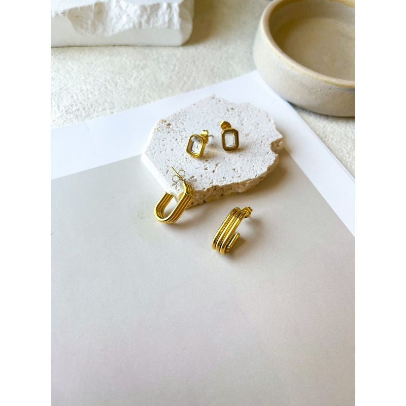 Earrings in stainless steel/ huggies zirconia Diamond earrings