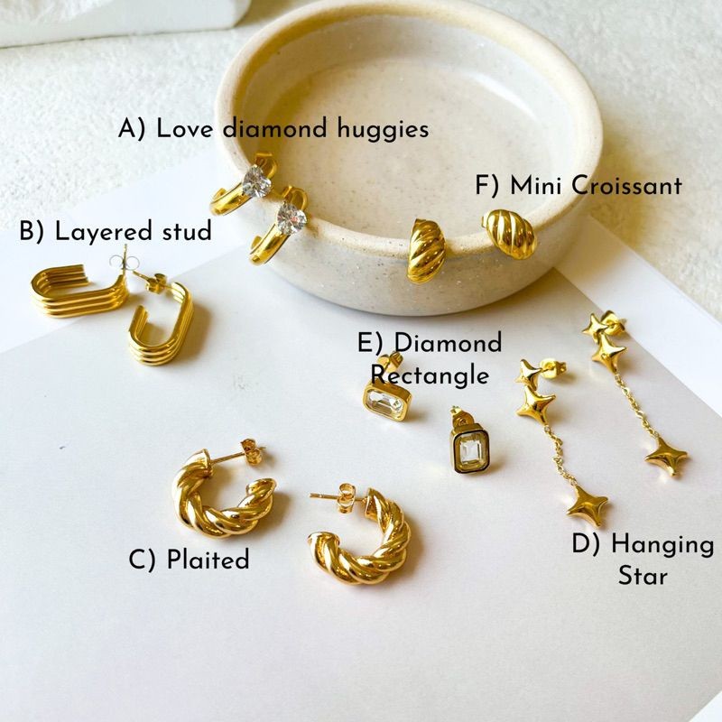 Earrings in stainless steel/ huggies zirconia Diamond earrings