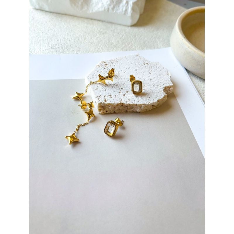Earrings in stainless steel/ huggies zirconia Diamond earrings