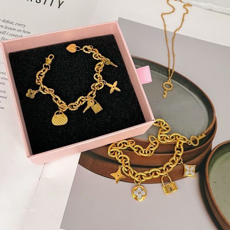 L-V inspired pendant stainless steel gold 1pc/ diy jewellery necklace