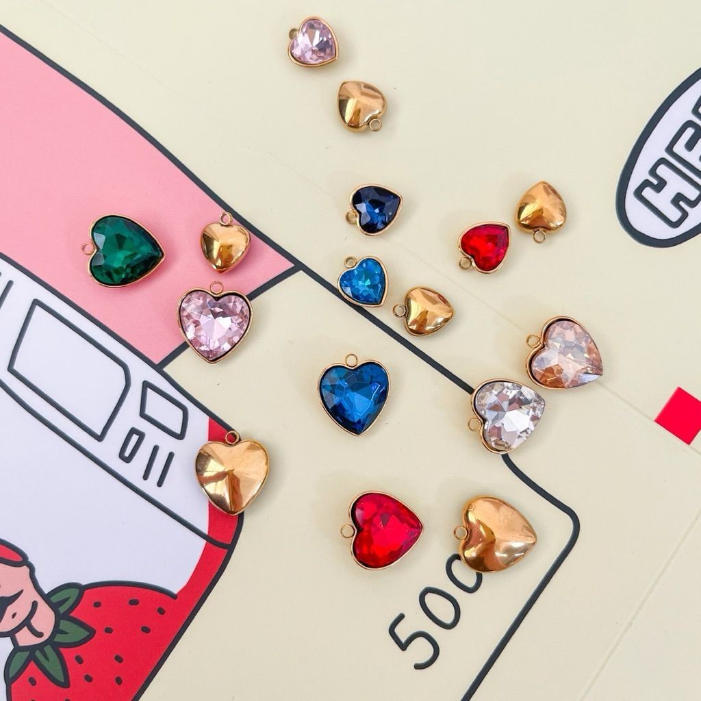 Stainless steel Zircon love heart shaped pendant in gold/ love pendant