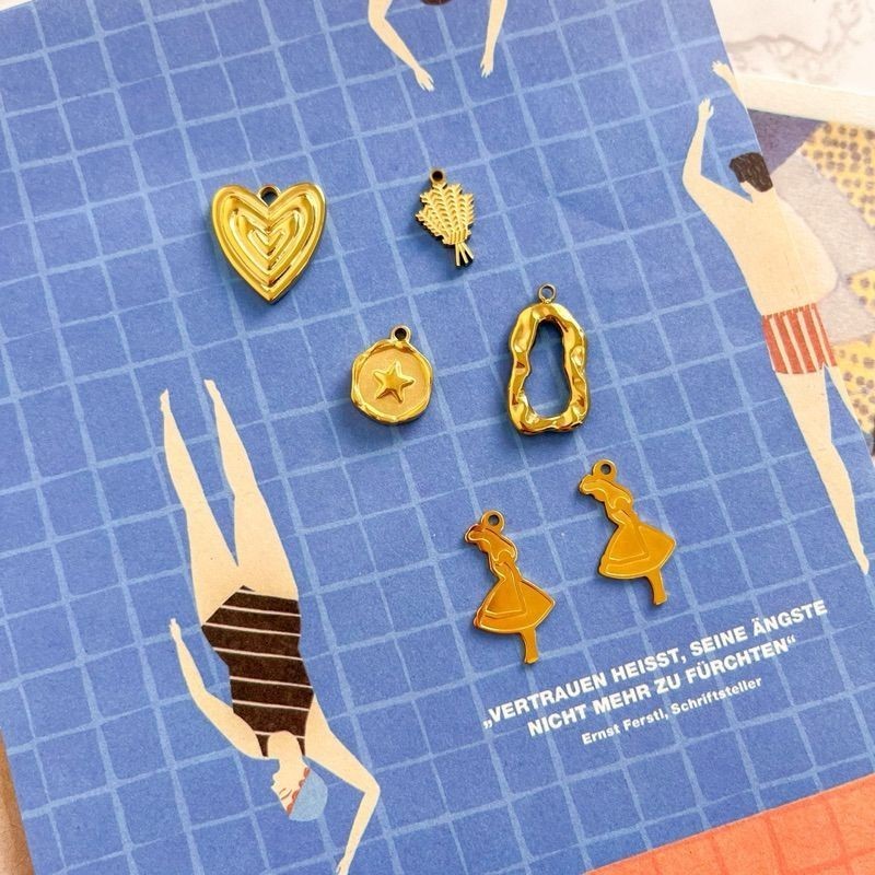 Stainless steel pendant 1 pc/ Star flower love shell gold pendant moon