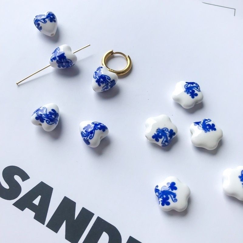 Porcelain Flower love shaped beads for jewellery diy/ Blue flower rose pendant