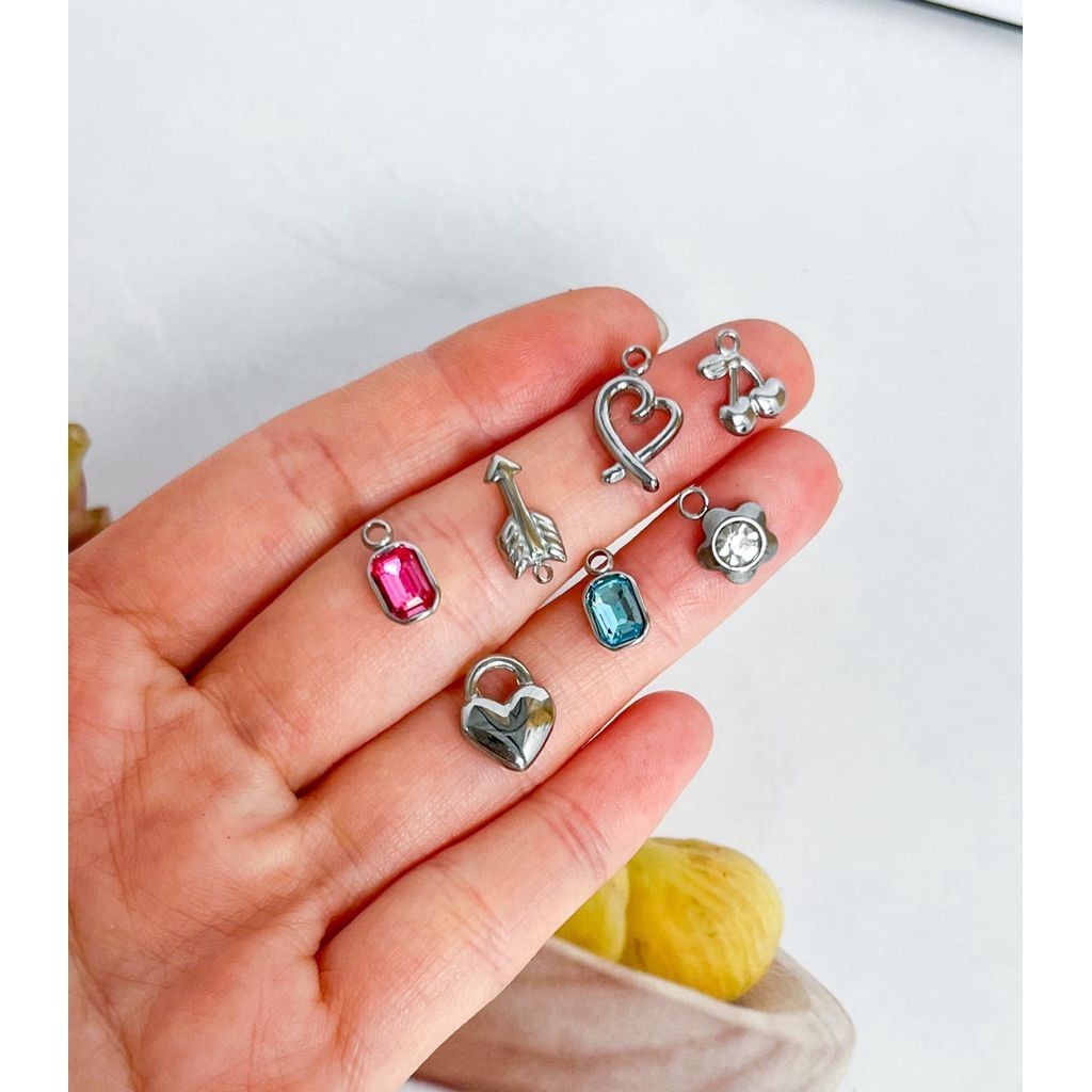 Stainless steel pendant 1 pc/ love butterfly sun diamond star pink blue yellow green red black teddy for necklaces